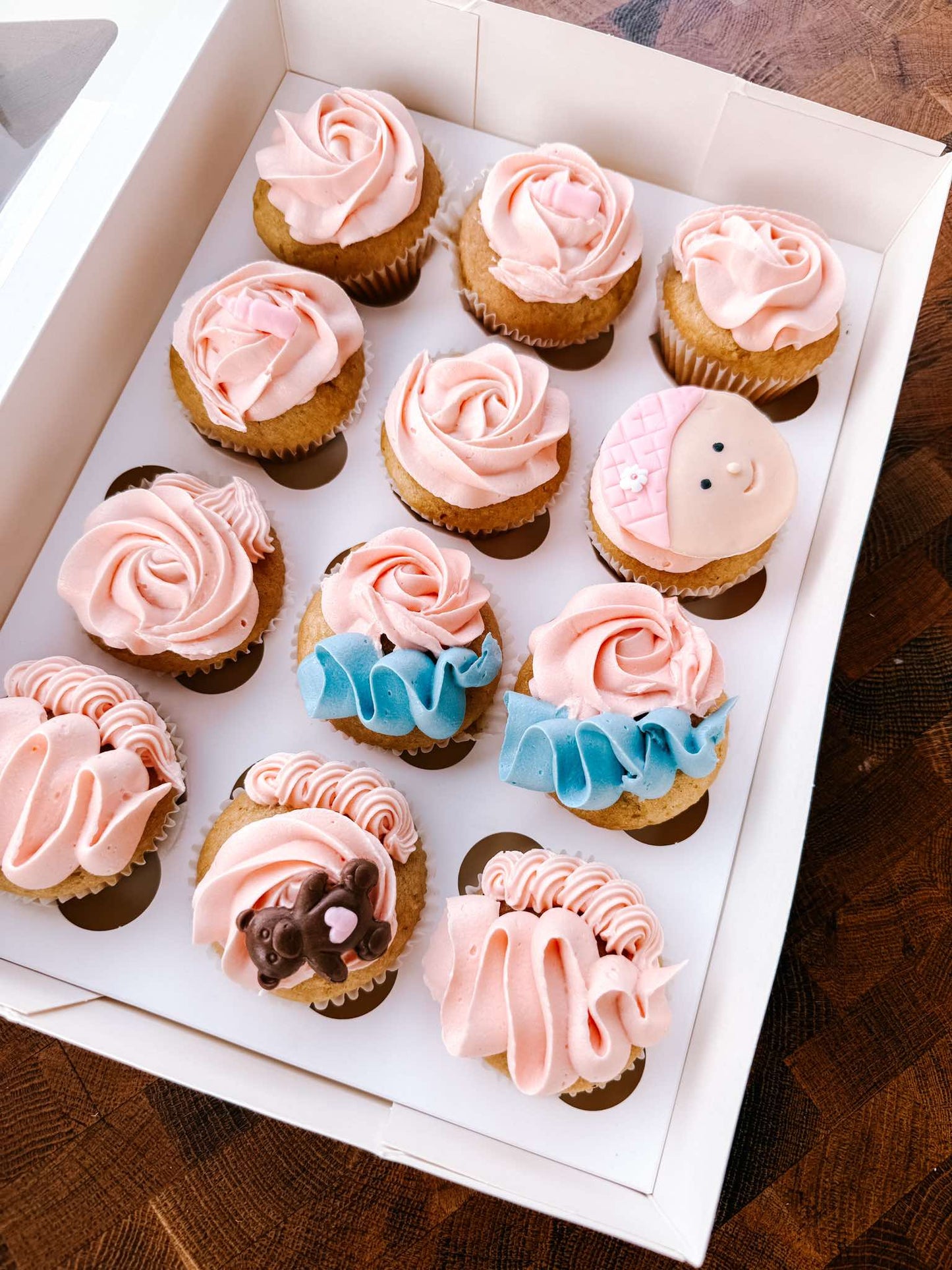 Cupcakes (6)