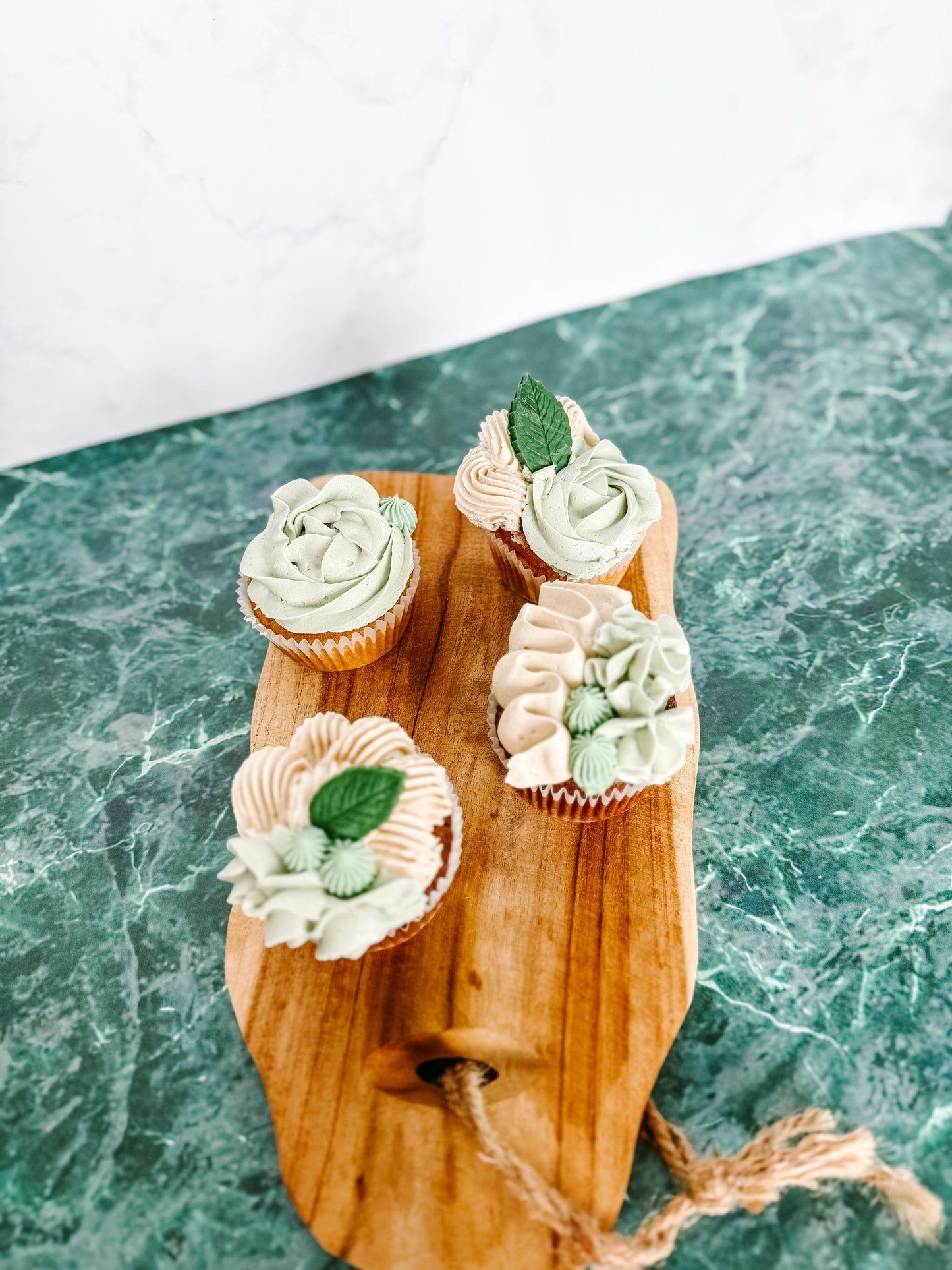 Cupcakes (6)